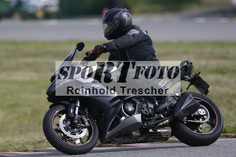 /Archiv-2024/17 01.05.2024 Speer Racing ADR/Schnuppertraining